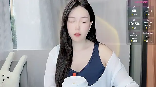 Bella Ava online show from November 13, 6:50 am