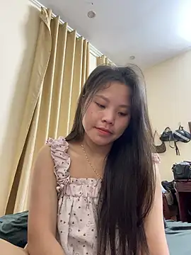 Bella 7777 online show from May 12, 3:40 pm