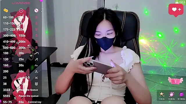 HanaYourlove online show from April 13, 7:23 am