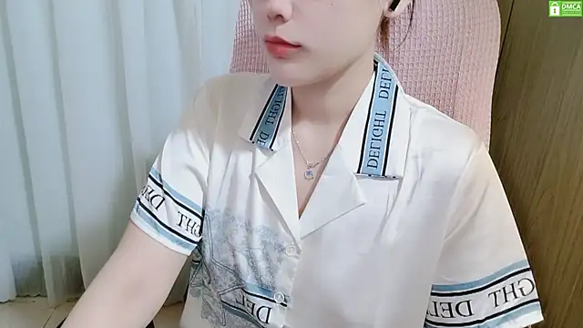 Snapshot of HanaYourlove chatting on September 25, 1:00 am HanaYourlove online show from September 25, 1:00 am