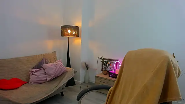 Kylie Kathy online show from November 3, 4:54 pm