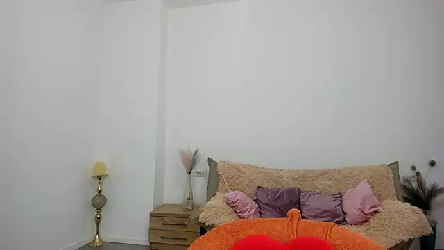 Kylie Kathy online show from September 13, 7:03 pm