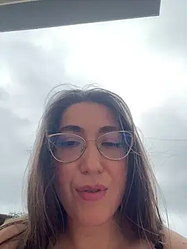 Snapshot of Kylie_Kathy chatting on June 7, 7:13 am Kylie Kathy online show from June 7, 7:13 am