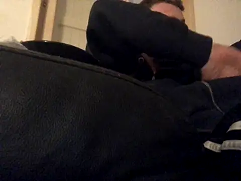 Snapshot of WearingJungian chatting on December 16, 8:51 am WearingJungian online show from December 16, 8:51 am