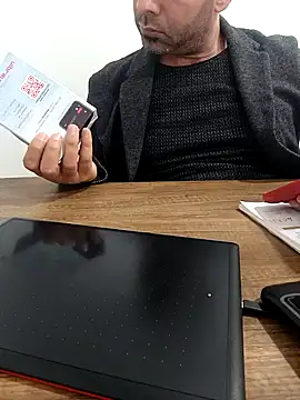 Snapshot of Yaman_33 chatting on February 24, 11:00 am Yaman 33 online show from February 24, 11:00 am