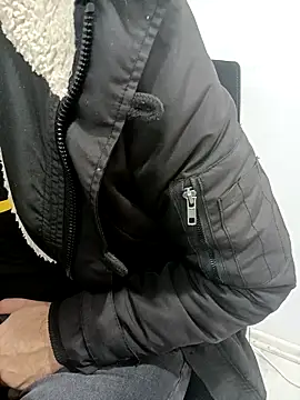 Snapshot of Yaman_33 chatting on February 6, 8:43 am Yaman 33 online show from February 6, 8:43 am