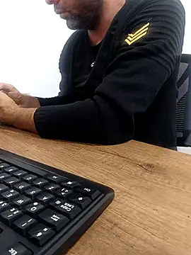 Snapshot of Yaman_33 chatting on November 3, 1:04 pm Yaman 33 online show from November 3, 1:04 pm