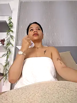 Celine Lee online show from September 15, 1:33 pm