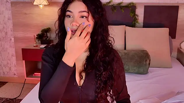 Snapshot of Celine_Lee chatting on December 5, 5:00 pm Celine Lee online show from December 5, 5:00 pm