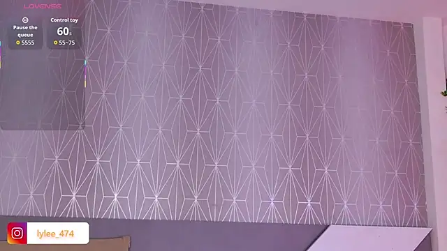 Snapshot of Celine_Lee chatting on December 2, 2:41 pm Celine Lee online show from December 2, 2:41 pm