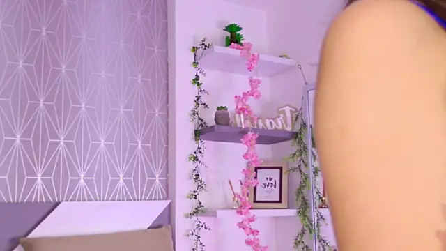 Snapshot of Celine_Lee chatting on November 14, 4:43 pm Celine Lee online show from November 14, 4:43 pm