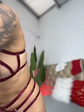 TweetiePieXXX online show from December 19, 10:01 pm