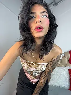 TweetiePieXXX online show from December 20, 10:45 pm