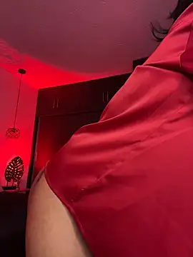 TweetiePieXXX online show from February 6, 9:22 pm