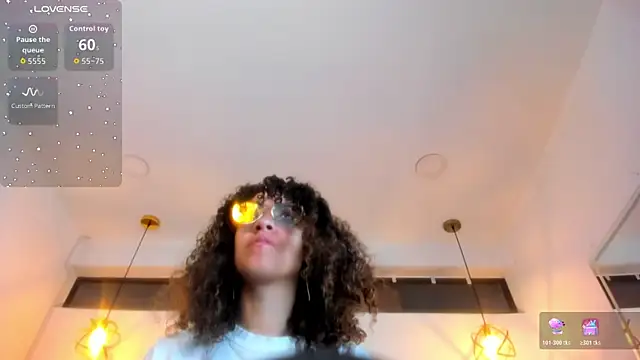 Hanna Cornee  online show from March 2, 12:23 pm