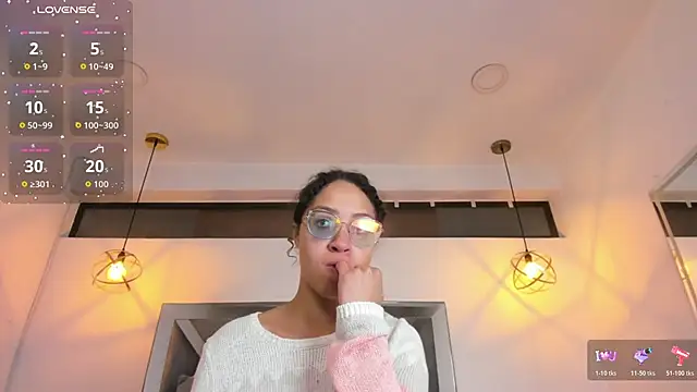 Hanna Cornee  online show from January 15, 12:41 pm