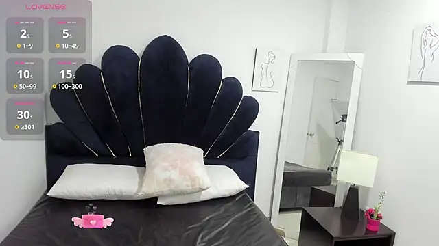 JuanMartinez1 online show from December 5, 5:44 pm