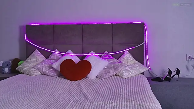 Ailita online show from April 10, 12:23 pm