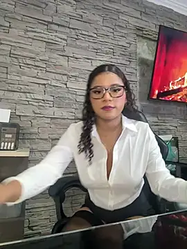 sophia brunette  online show from March 14, 12:22 pm