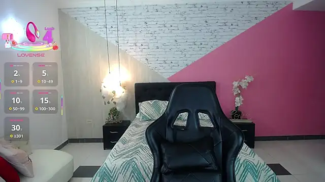 sophia brunette  online show from September 27, 12:22 pm