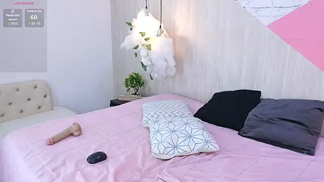 sophia brunette  online show from February 28, 11:32 am