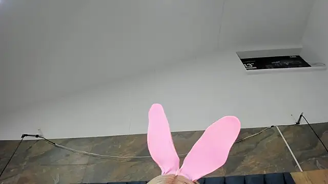 Barbiie 98 online show from October 25, 2:07 pm