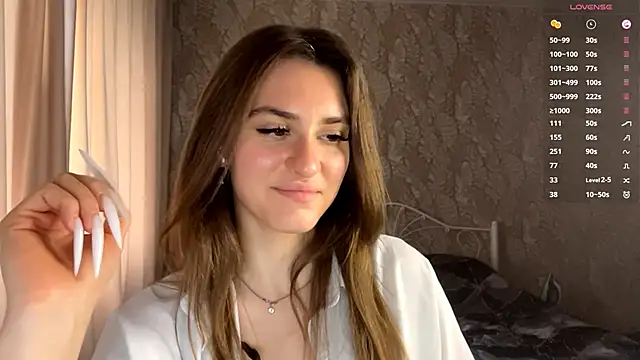 miainheat online show from October 12, 9:10 am