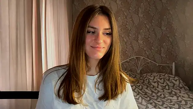 miainheat online show from March 12, 8:40 am