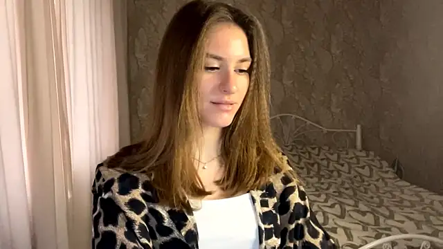 miainheat online show from December 19, 10:17 am