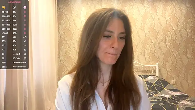 miainheat online show from November 28, 10:48 am