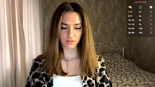 miainheat online show from December 21, 9:11 am