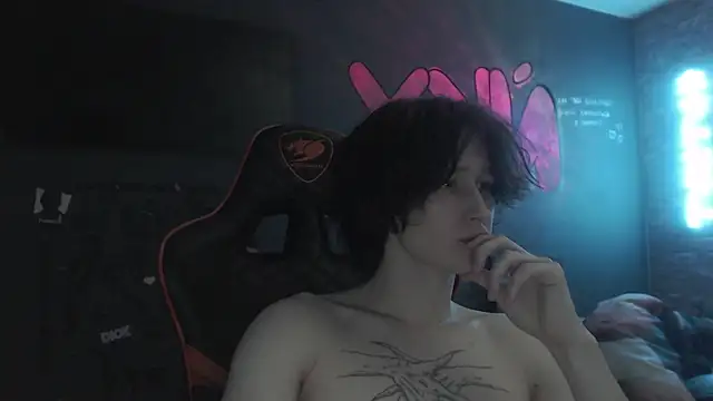 min1pekka online show from September 18, 1:08 am