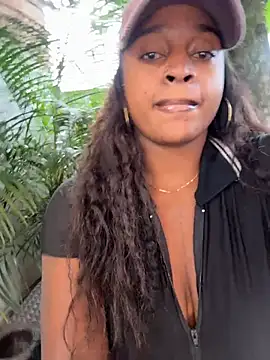 darle volant online show from April 12, 9:40 pm