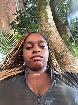 Snapshot of darle_volant chatting on July 8, 1:12 pm darle volant online show from July 8, 1:12 pm