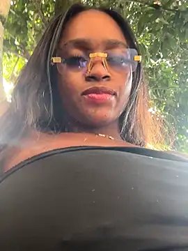 darle volant online show from December 14, 8:36 pm