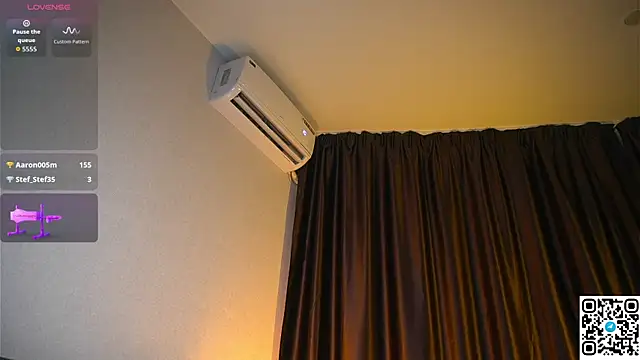 Snapshot of LilyBerryy chatting on November 16, 10:02 pm LilyBerryy online show from November 16, 10:02 pm