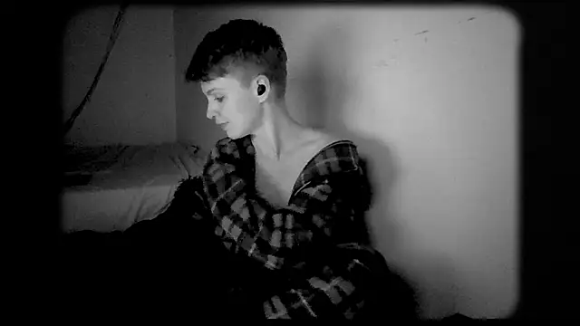 nyxofempusa online show from January 9, 12:50 am