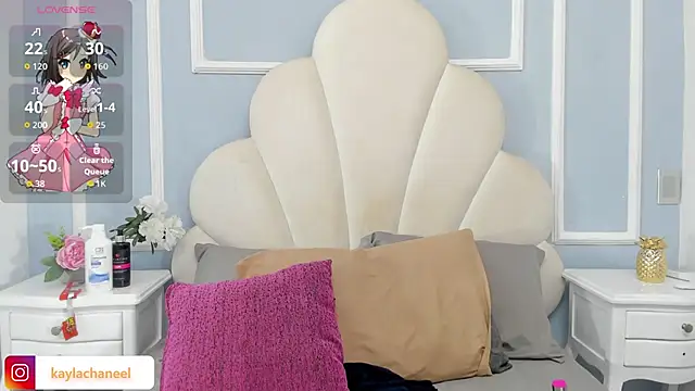 Kaylachannell online show from September 20, 3:33 am