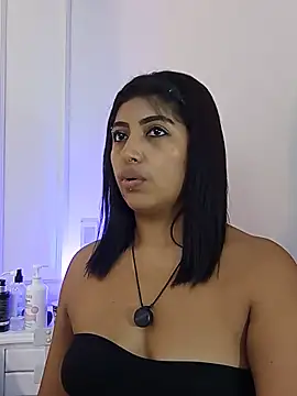 Snapshot of Kaylachannell chatting on June 10, 3:30 am Kaylachannell online show from June 10, 3:30 am