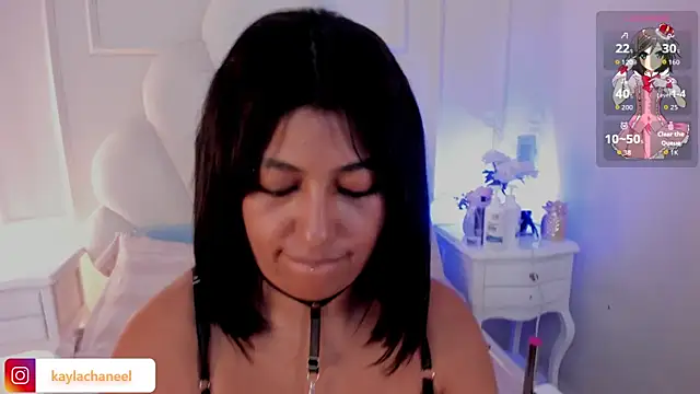 Kaylachannell online show from February 25, 2:56 am