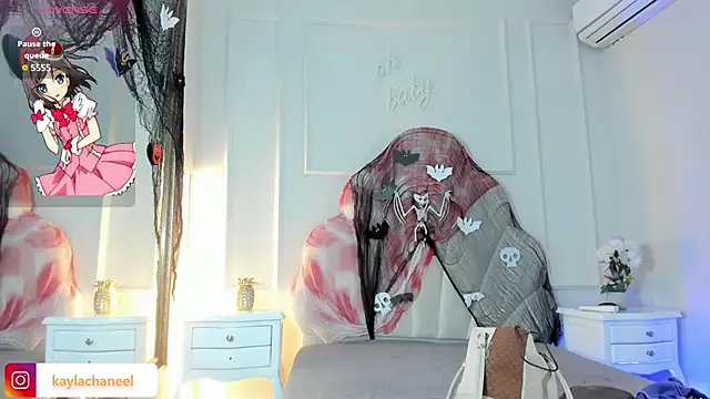 Kaylachannell online show from October 30, 3:38 am