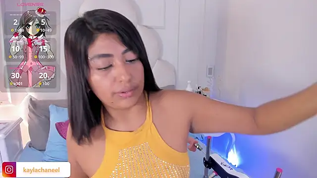 Kaylachannell online show from February 12, 3:50 am