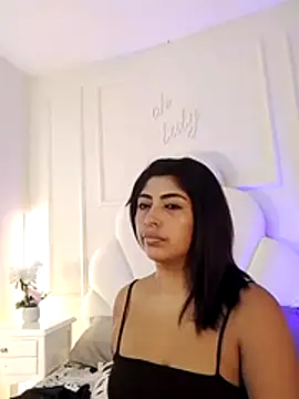 Snapshot of Kaylachannell chatting on July 9, 3:29 am Kaylachannell online show from July 9, 3:29 am