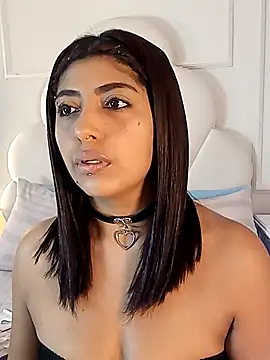 Kaylachannell online show from November 15, 7:29 pm