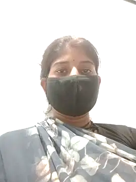 juhijaan2005 online show from October 12, 10:11 pm