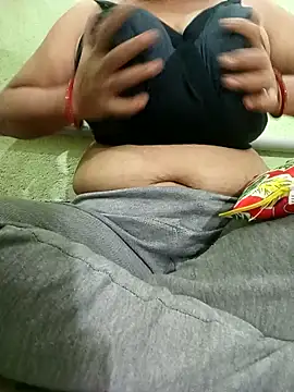 chocobbsneha567 online show from December 21, 2:35 am