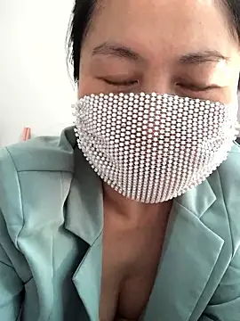 Snapshot of chengcheng12 chatting on January 11, 5:58 am chengcheng12 online show from January 11, 5:58 am