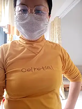 Snapshot of chengcheng12 chatting on December 18, 1:11 am chengcheng12 online show from December 18, 1:11 am