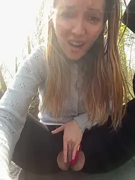 FayeFlame online show from April 16, 12:39 pm