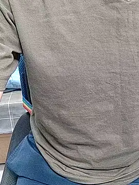 25monster online show from February 18, 8:00 am